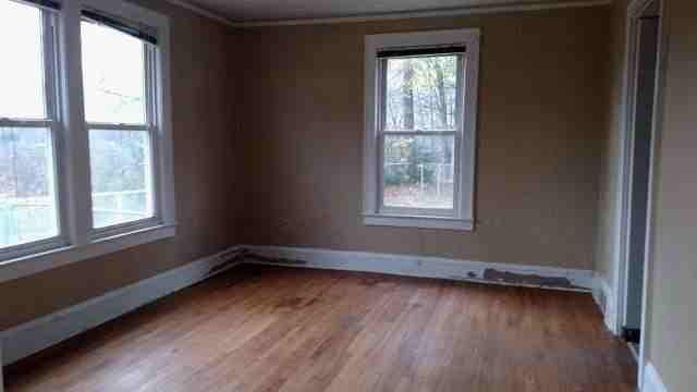 24 N Maryland AveMount Hope, WV, 25880Fayette County