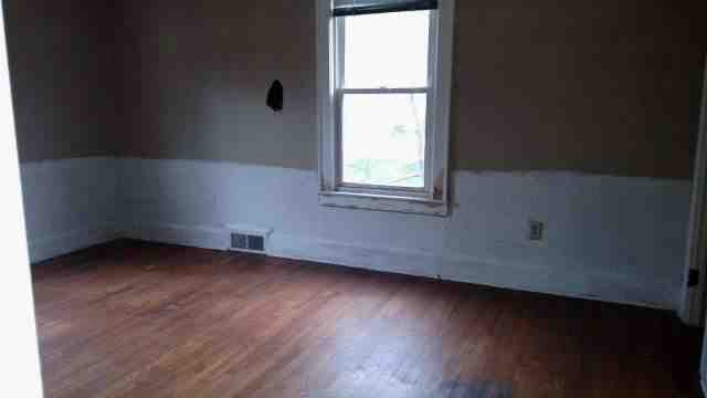 24 N Maryland AveMount Hope, WV, 25880Fayette County