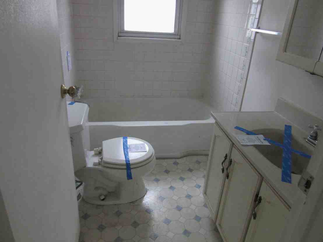 1704 Main St EOak Hill, WV, 25901Fayette County