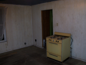 206 13th Ave, Hinton, WV 25951