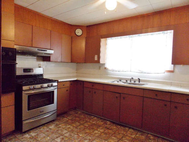 506 TEMPLE STREET, Hinton, WV 25951