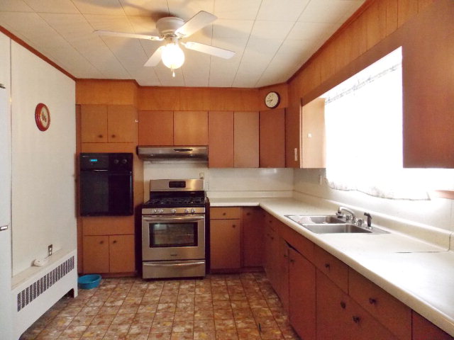 506 TEMPLE STREET, Hinton, WV 25951