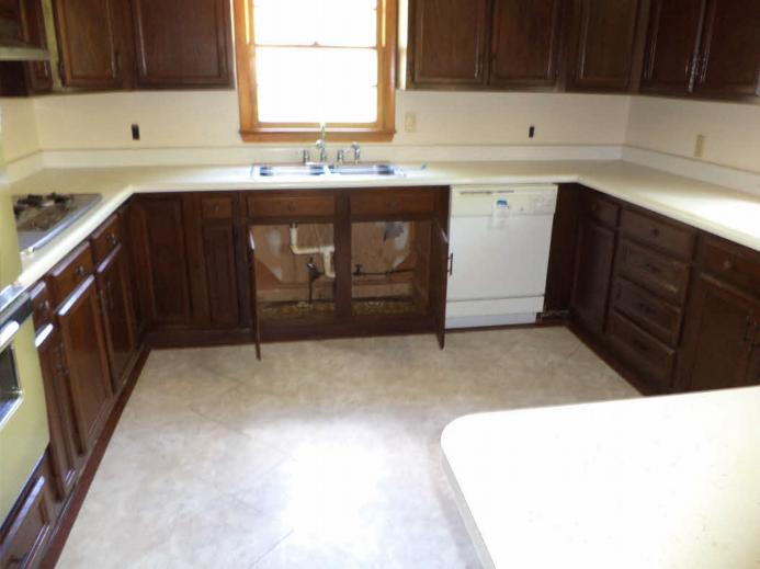 Hc 80 Box 29Hinton, WV, 25951Summers County