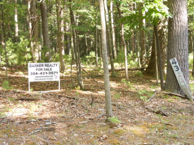 43 Whispering Pines, Pipestem, WV 25979