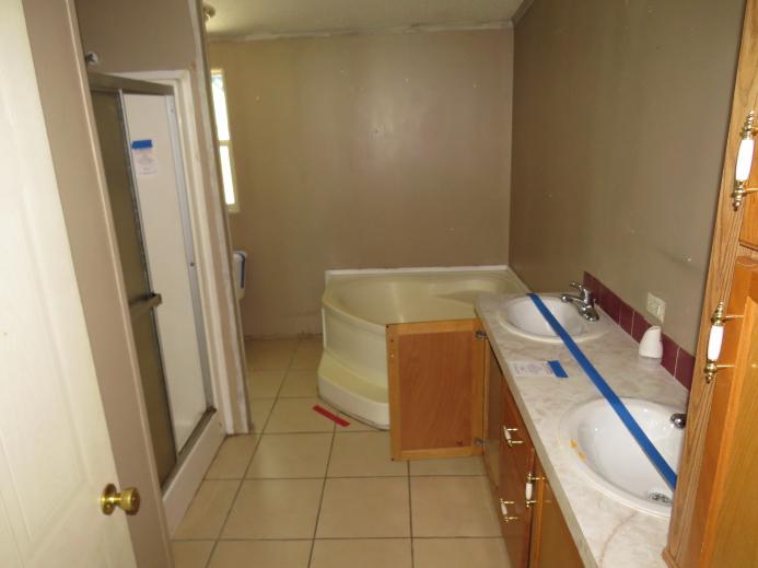 218 Stevens StWhite Oak, WV, 25989Raleigh County