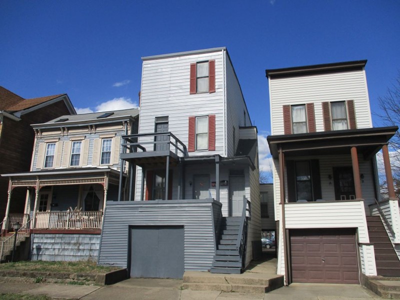 11 Vermont Street, Wheeling, WV 26003