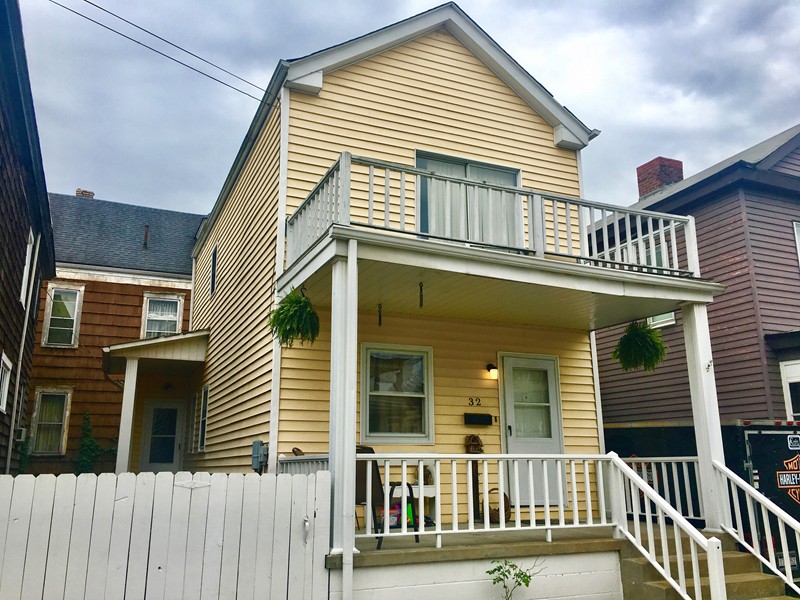 32 Cromwell St, Wheeling, WV 26003