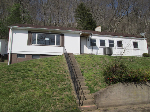 14 Fairview TerrWheeling, WV, 26003Ohio County