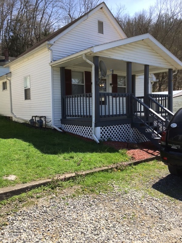 38 Highland Avenue, Beech Bottom, WV 26030