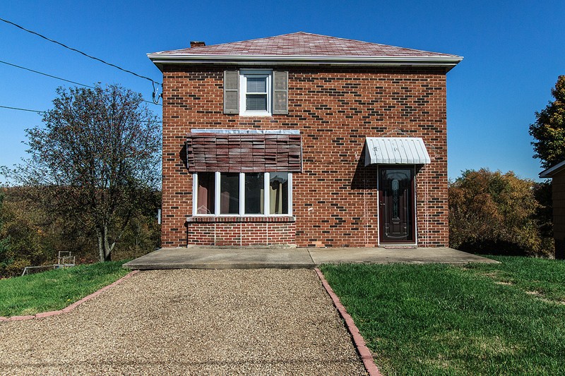 111 Woodcrest Rd