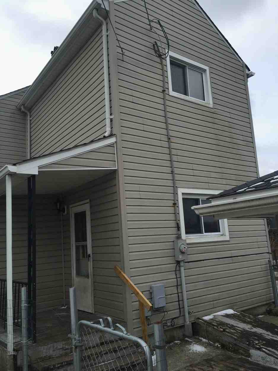 11 5th StreetMcmechen, WV, 26040Marshall County