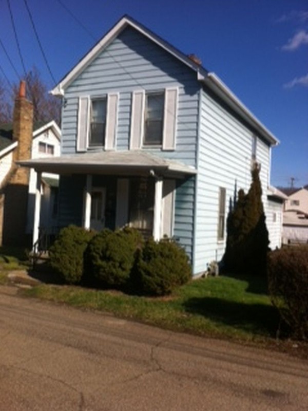 118 Baker Avenue, Moundsville, WV 26041