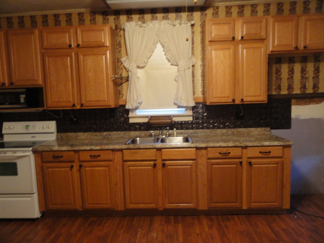 407 Valley Street, New Cumbrland, WV 26047