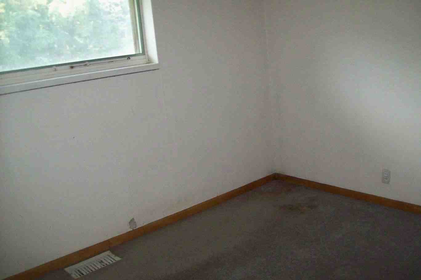 274 Valley DrNew Cumberland, WV, 26047Hancock County