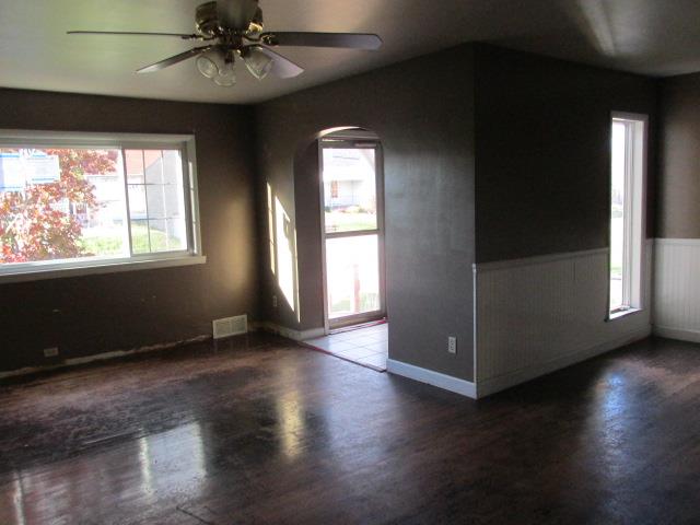 3916 Collins WayWeirton, WV, 26062Brooke County