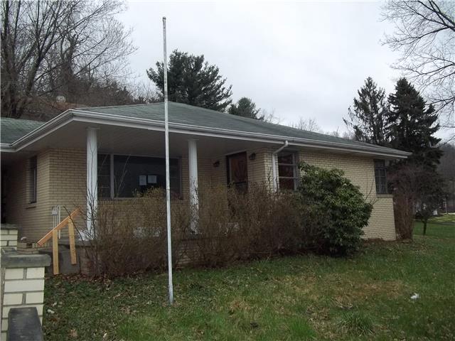 10 Sanders AveWellsburg, WV, 26070Brooke County