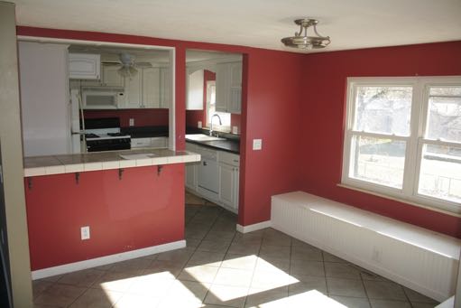 63 Greenwood DriveWilliamstown, WV, 26187Wood County