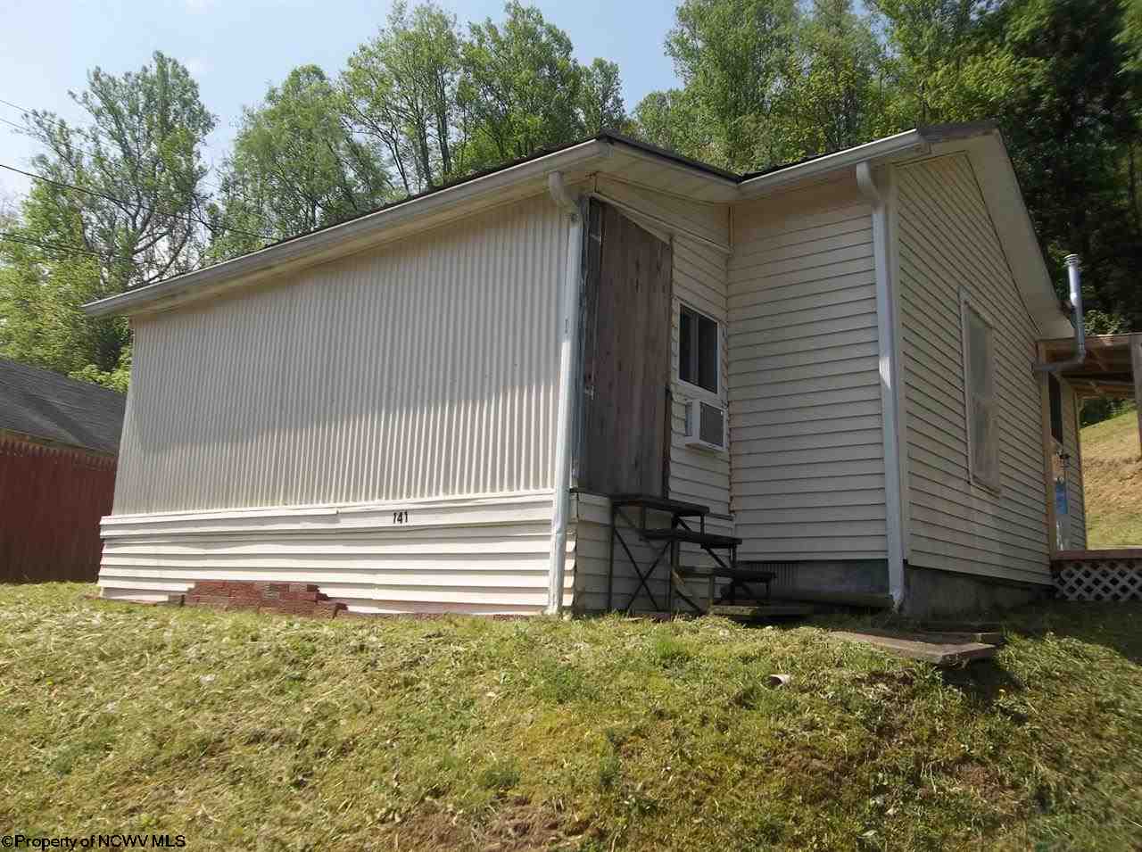 1042 Spruce Fork Road