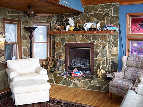 10 Meadows Dr