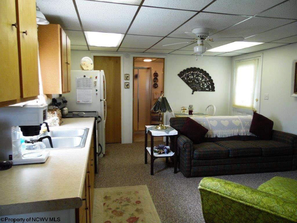 2130 FRENCH REEDER Road, French Creek, WV 26218