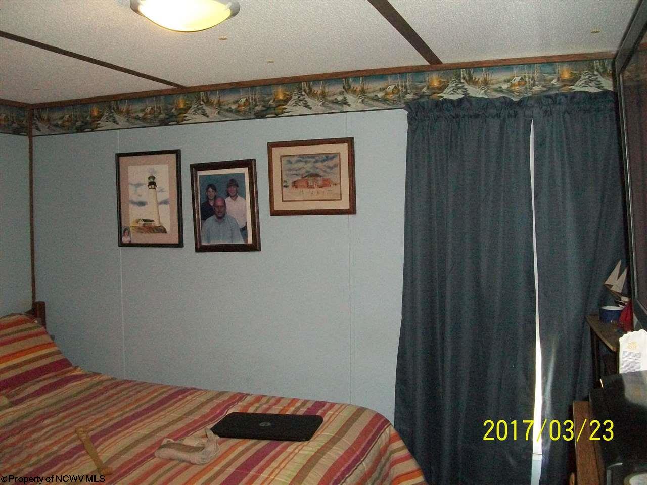 173 Chestnut Street, Belington, WV 26250