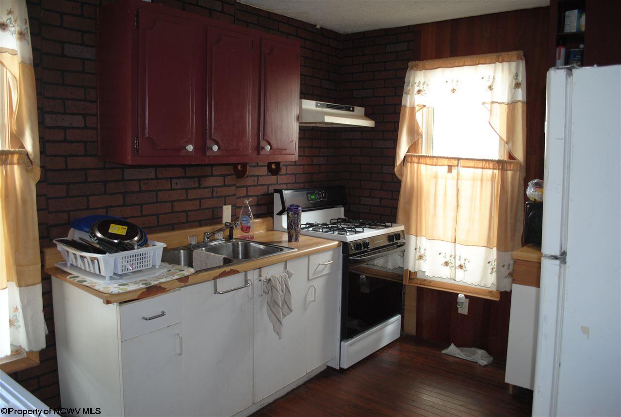 102 Smith Street, Belington, WV 26250