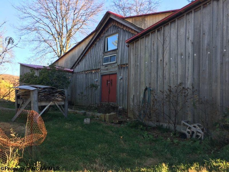 900 S Beverly Pike, Belington, WV 26250