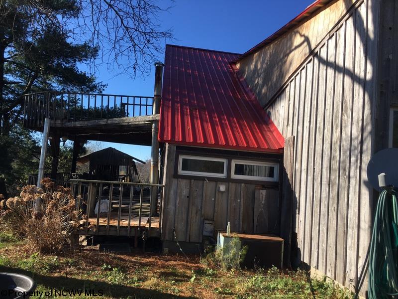 900 S Beverly Pike, Belington, WV 26250