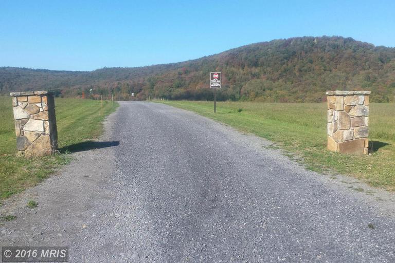32 WATER FRONT Dr, Davis, WV 26260