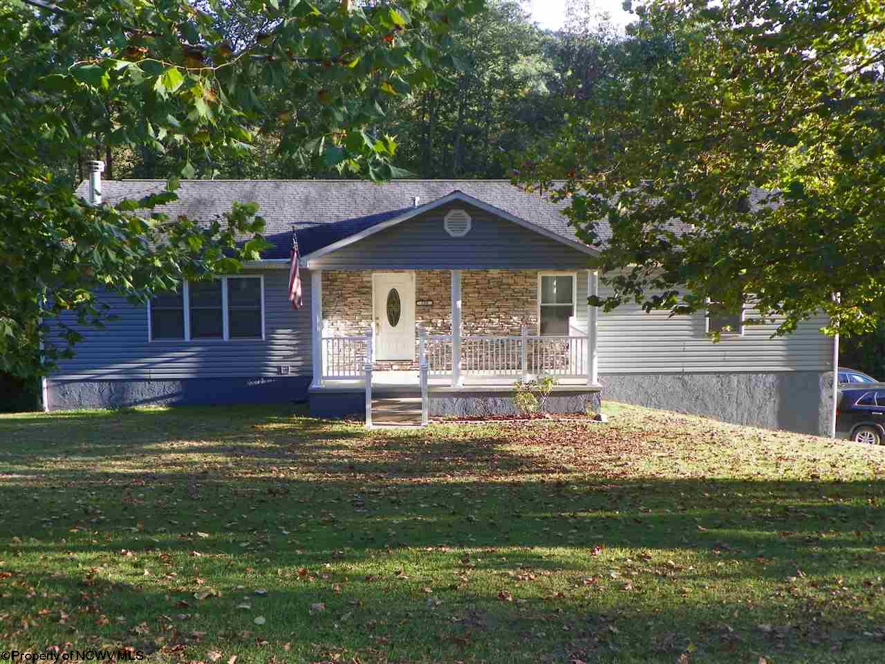 54 Barrington Ct, Unit 102 Court