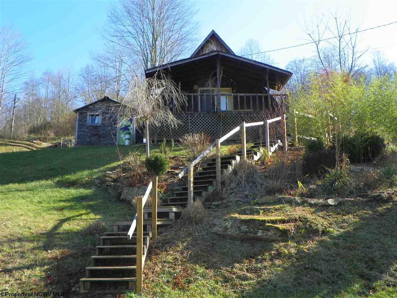 54 Barrington Ct, Unit 102 Court
