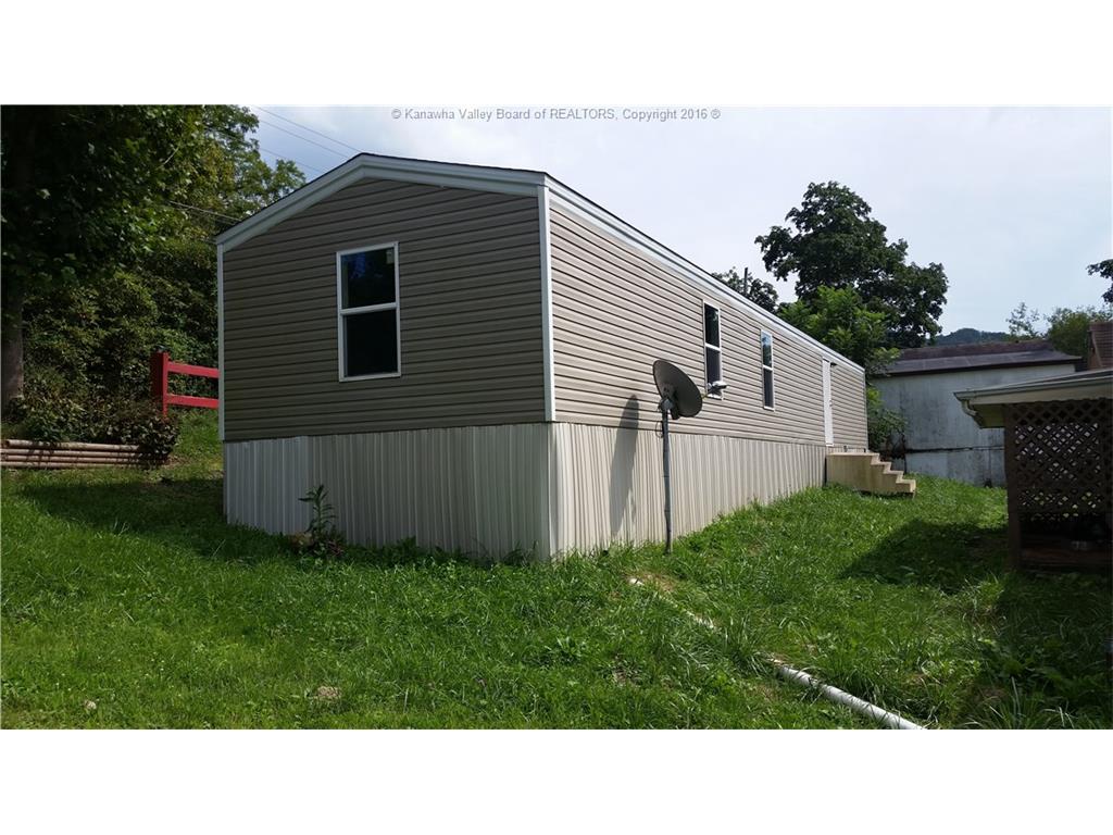 1141 Hawk Highway, Other, WV 26385