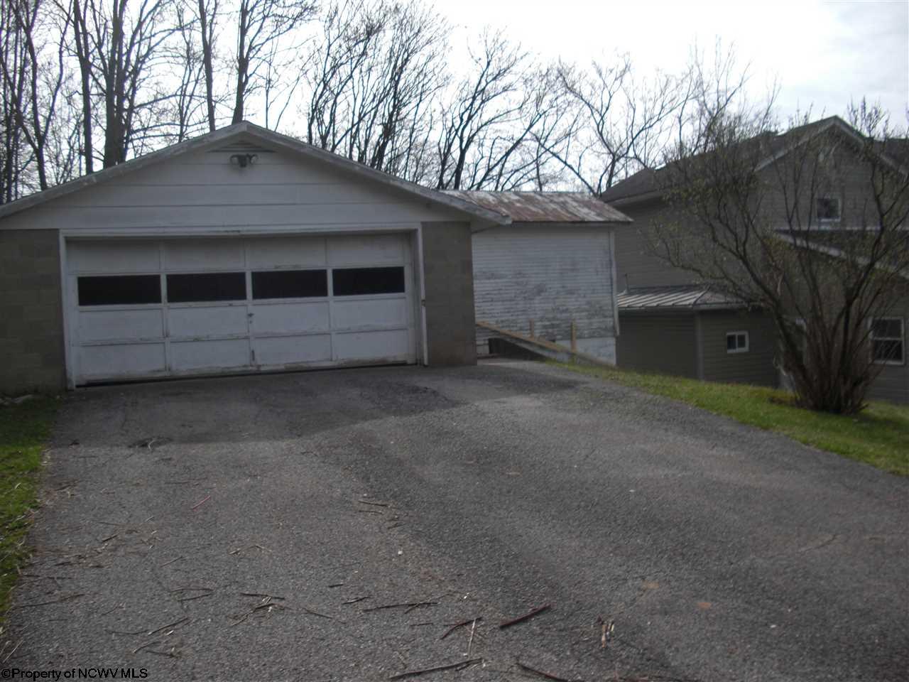 45 Magnolia Street, Pennsboro, WV 26415
