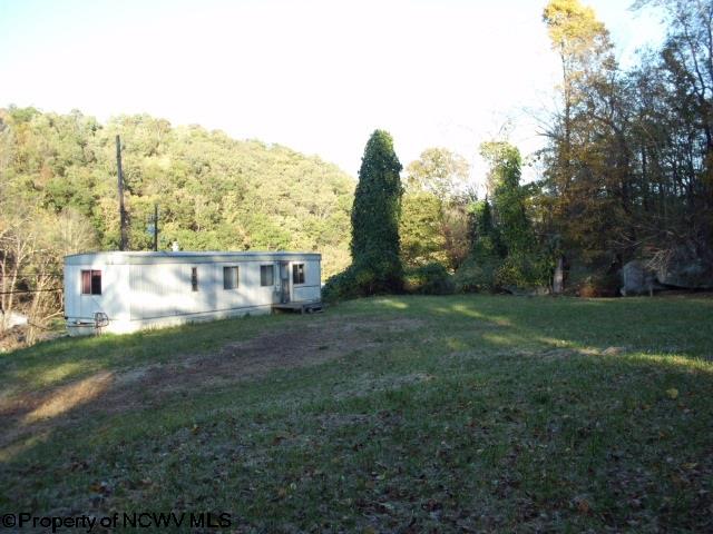421 Mansfield Drive, Philippi, WV 26416