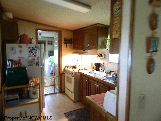 156 WILLARD Road, Shinnston, WV 26431