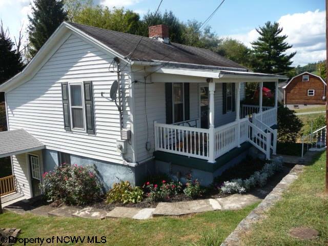 418 Howard St
