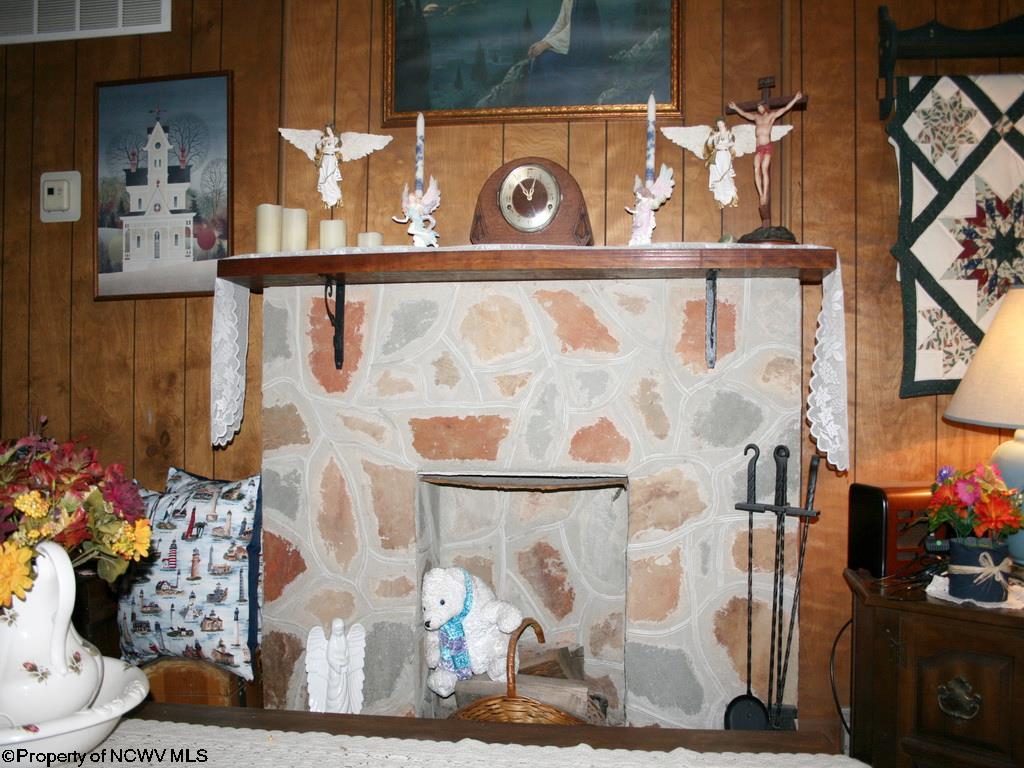 32 Maple Street, West Union, WV 26456
