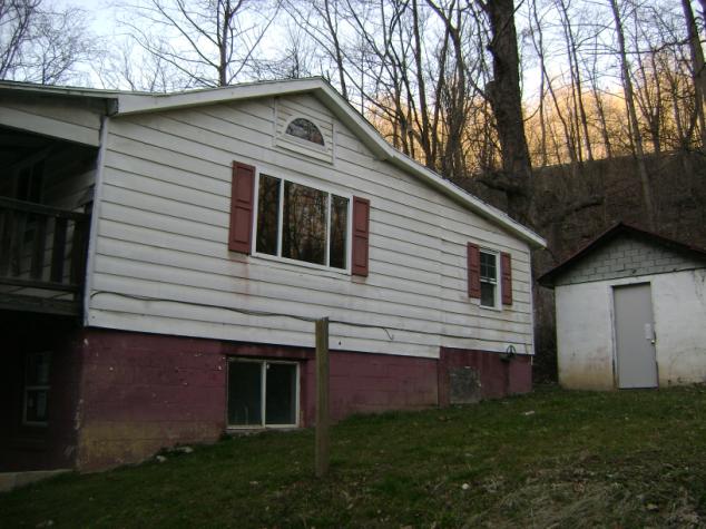 748 Blue Horizon RdMorgantown, WV, 26501Monongalia County