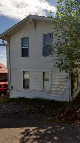 332 Burke St, Morgantown, WV 26505