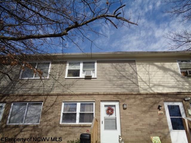 520 Center St