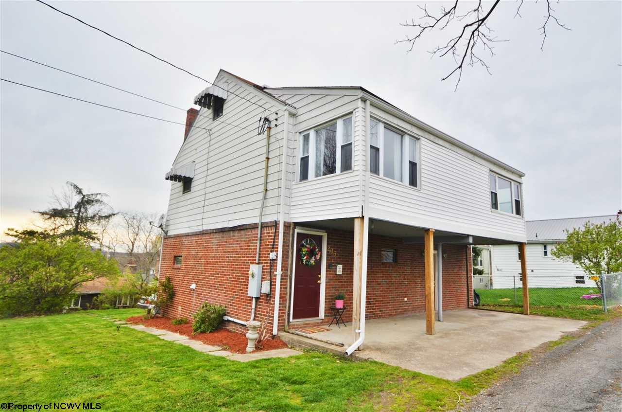 1311 University Commons Drive