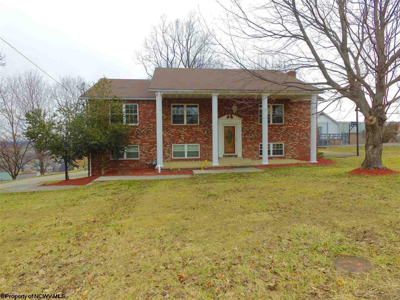 496 Easton Mill Rd