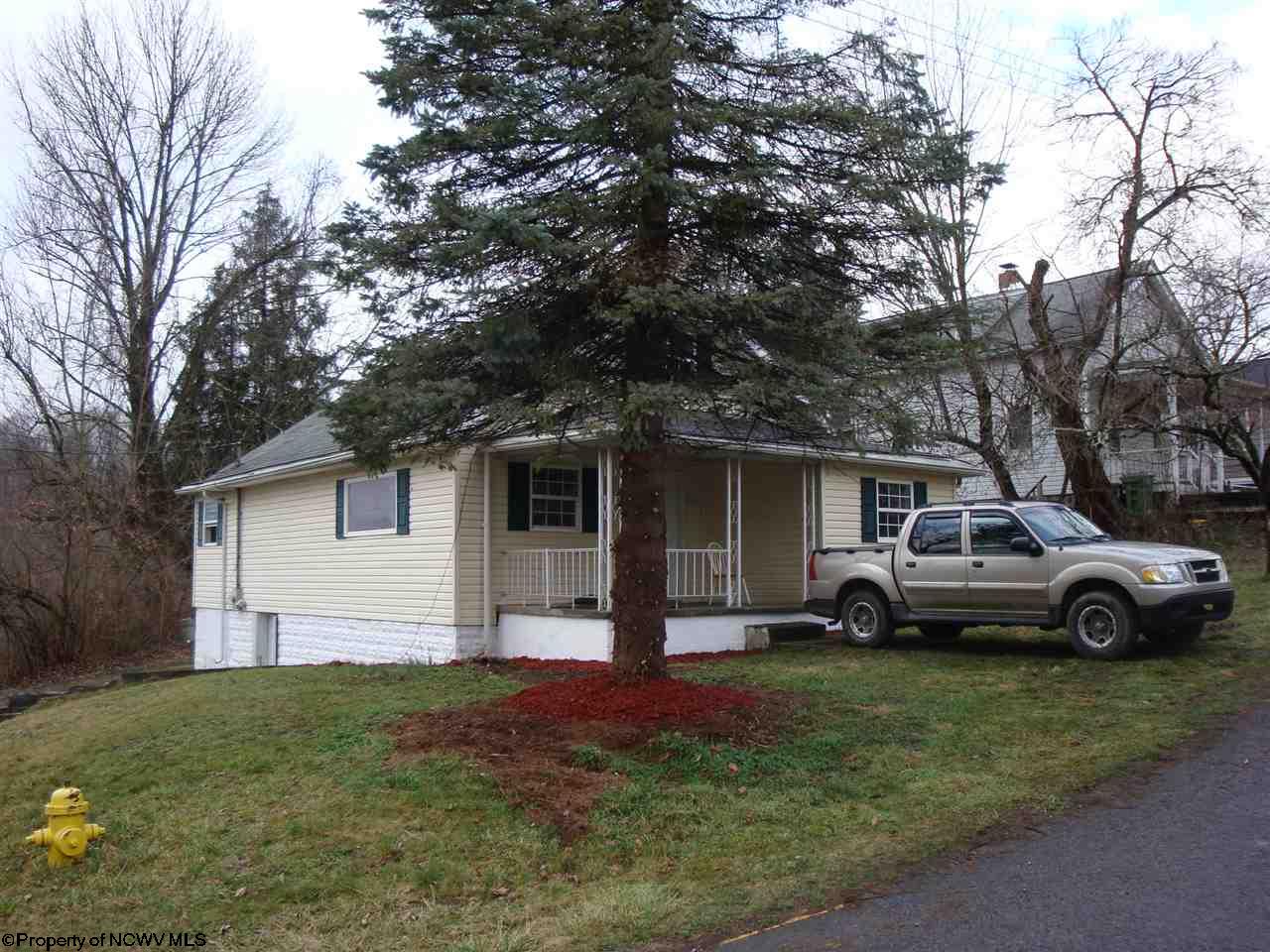 3338 Earl L Core Rd