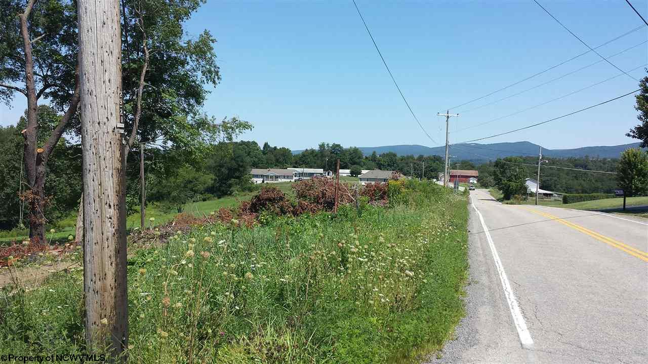 30 Albright Road, Kingwood, WV 26537
