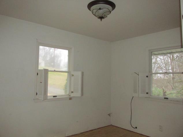 142 Sterling RdFairmont, WV, 26554Marion County