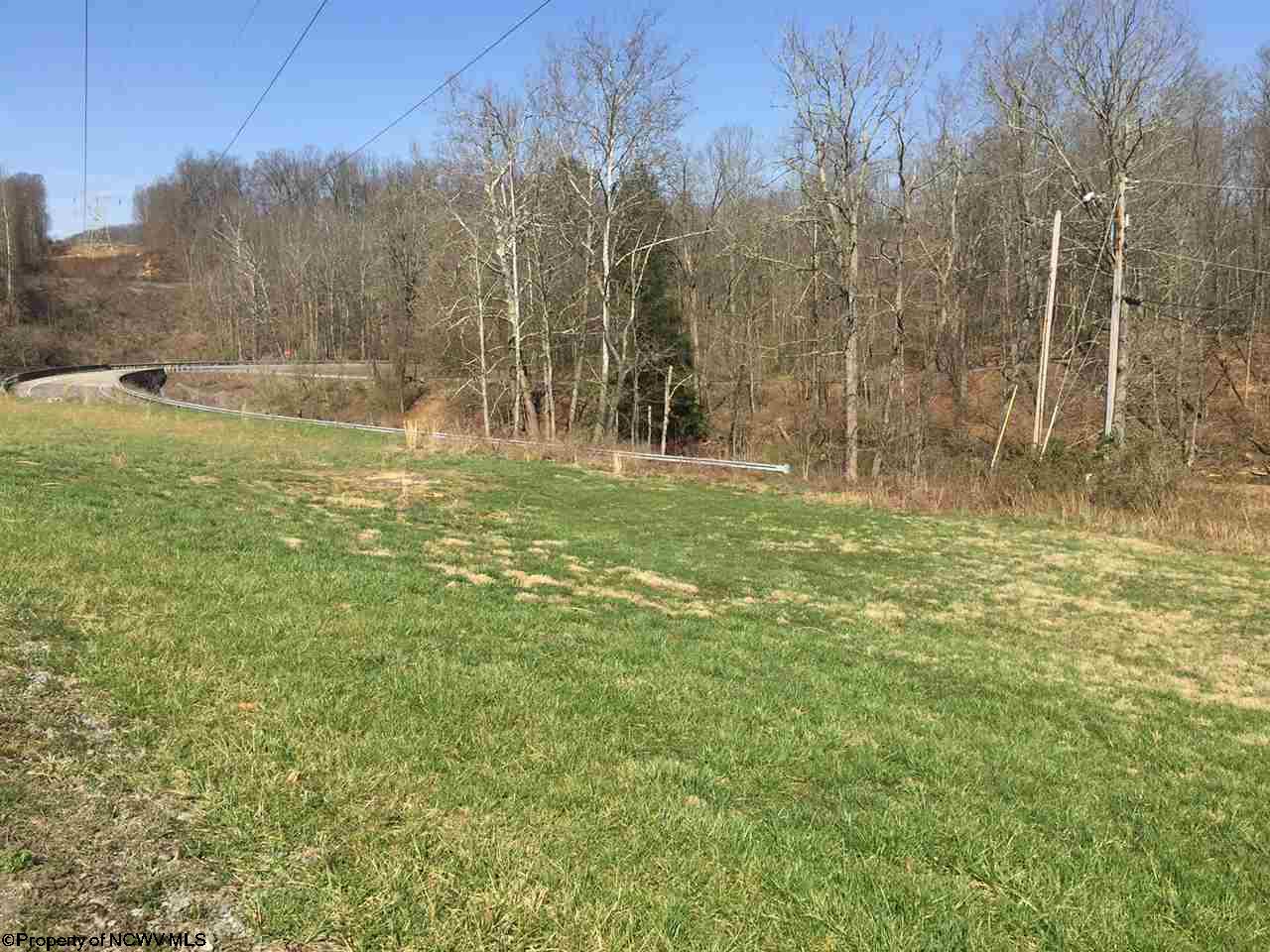 125 VALLEY FORGE Circle, Fairmont, WV 26554