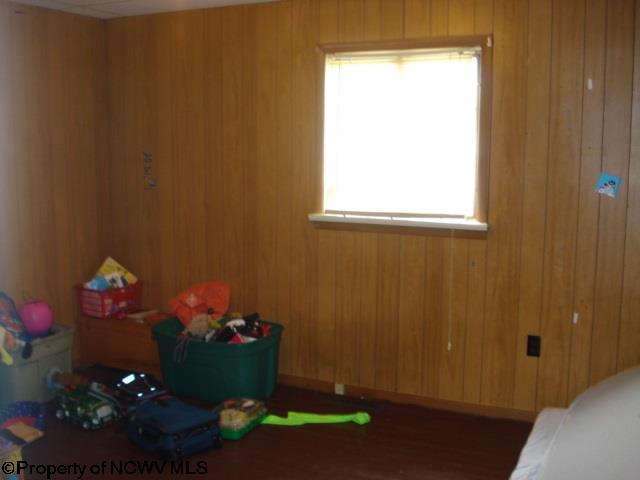 708 GLENN Avenue, Fairmont, WV 26554