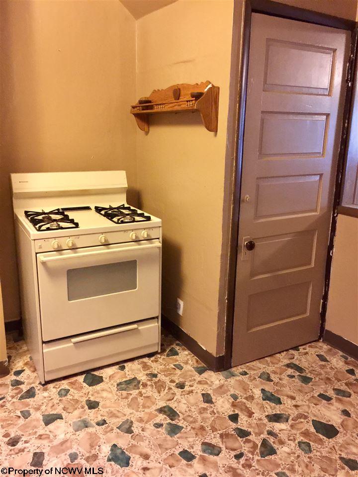 1807 Speedway Avenue, Fairmont, WV 26554