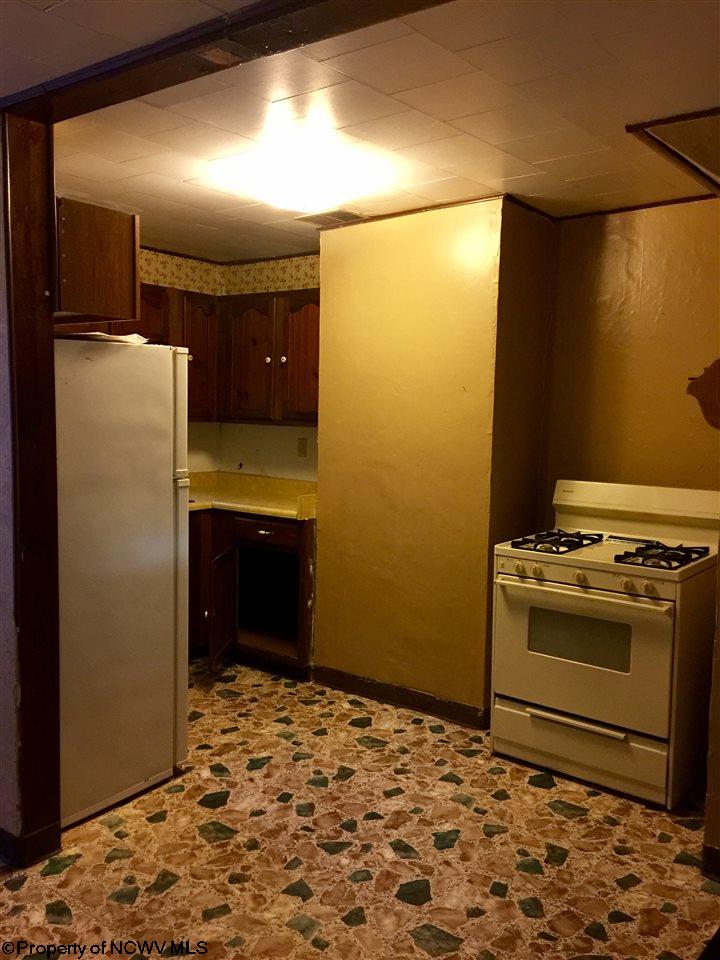 1807 Speedway Avenue, Fairmont, WV 26554