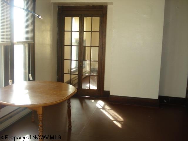 827 FIELD Street, Fairmont, WV 26554